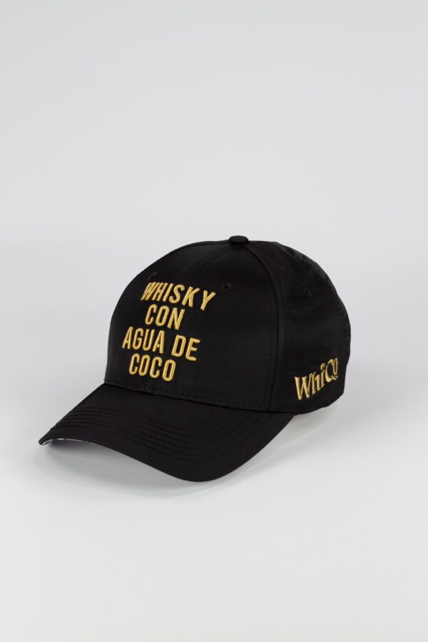 Black & Gold Whisky Con Agua De Coco Cap